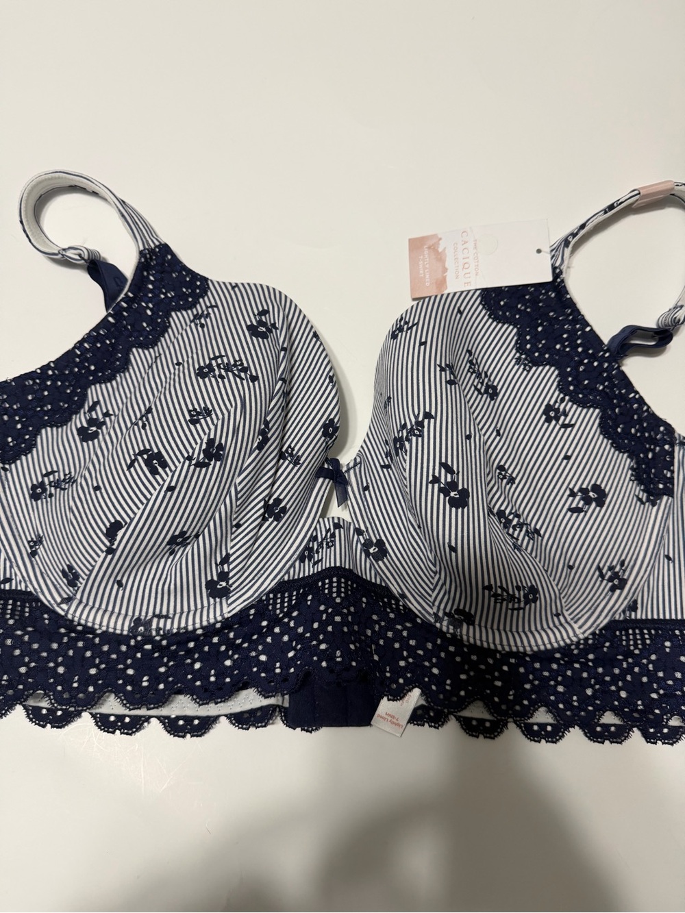 Cacique T shirt underwire white blue striped lace floral bra size 42DD new NWT